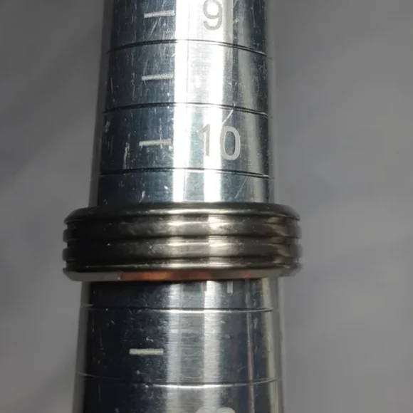 Mens Sterling Silver Size 10.5 Ring - Picture 5 of 5